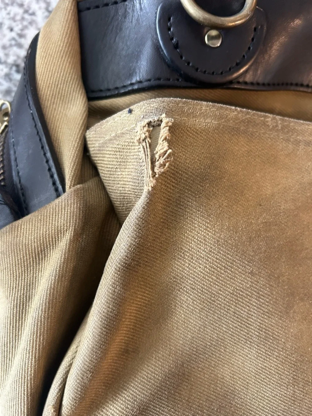 Filson Small Carry-On - Picture 6 of 6